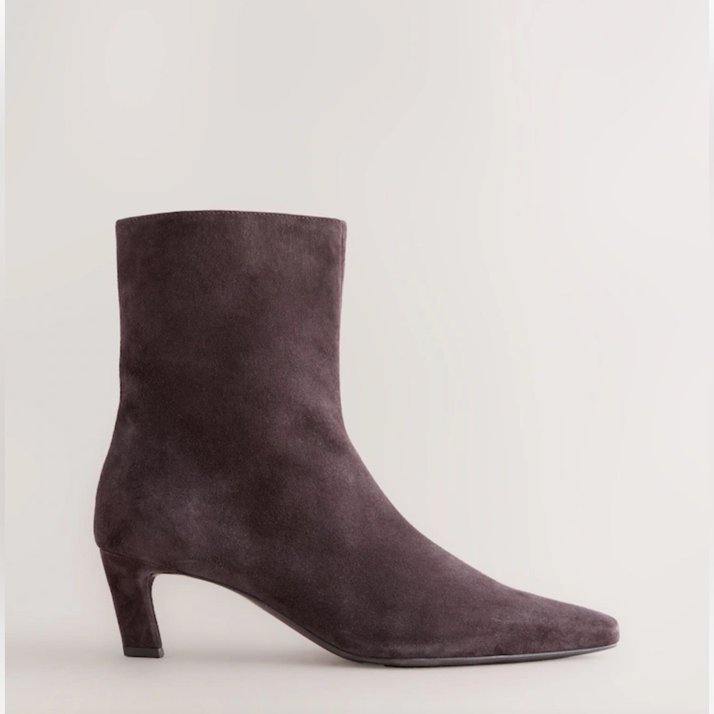 BNWT NEXT Chocolate Brown Suede Forever Comfort® Chisel Toe Heeled ANKLE BOOT